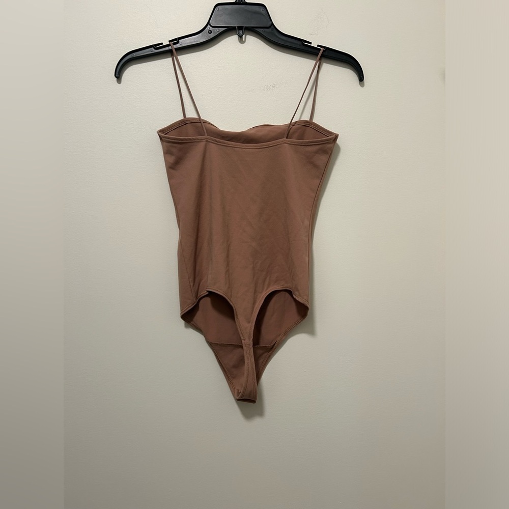 abercrombie and fitch small tan body suit! - Picture 2 of 3